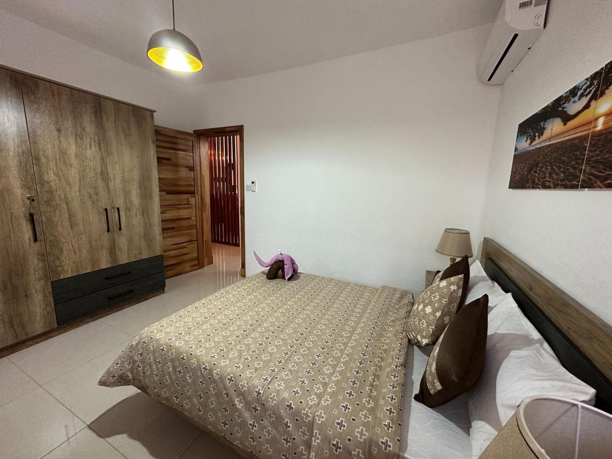 Seasand-Entire Luxury 3 Bd Condo - Close To Beach Flic en Flac Bagian luar foto